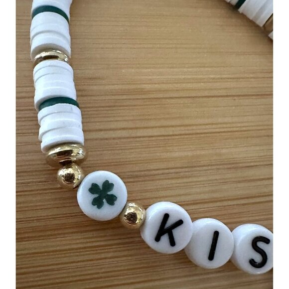 St Patricks Day Bracelet New Puka Beads Lucky Kiss Me Festive Party Para… - Picture 7 of 12